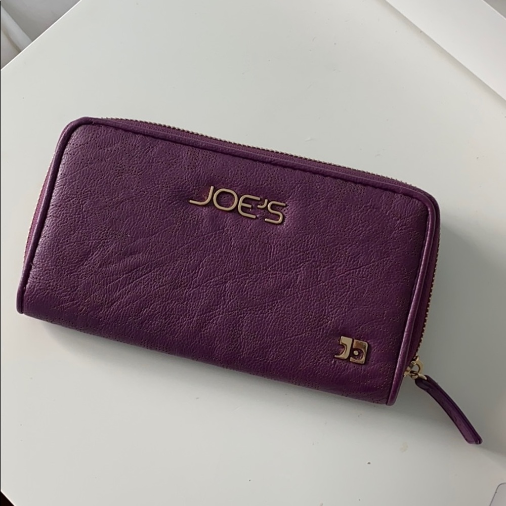 NEVER USED WALLET FOR WOMEN